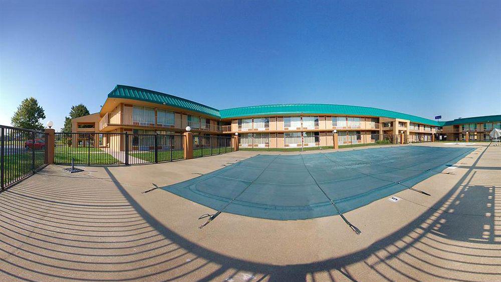 Red Roof Inn & Suites Cave City Buitenkant foto