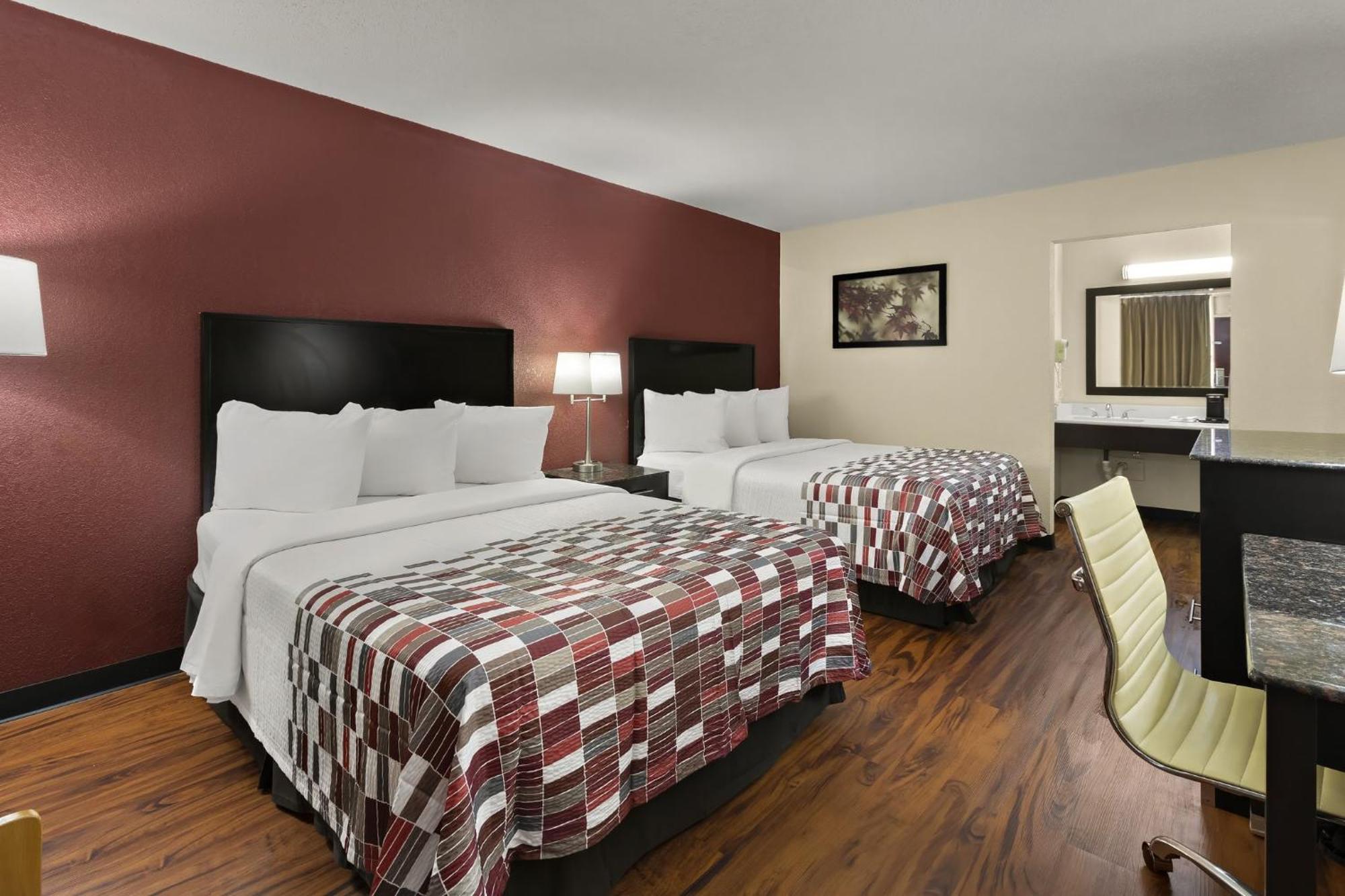 Red Roof Inn & Suites Cave City Buitenkant foto
