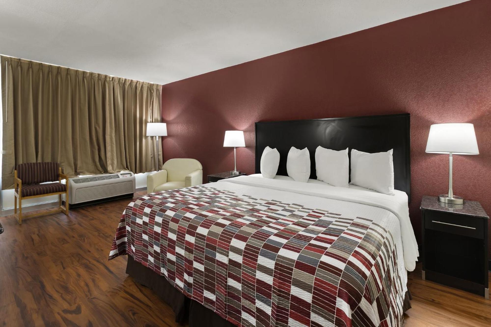 Red Roof Inn & Suites Cave City Buitenkant foto