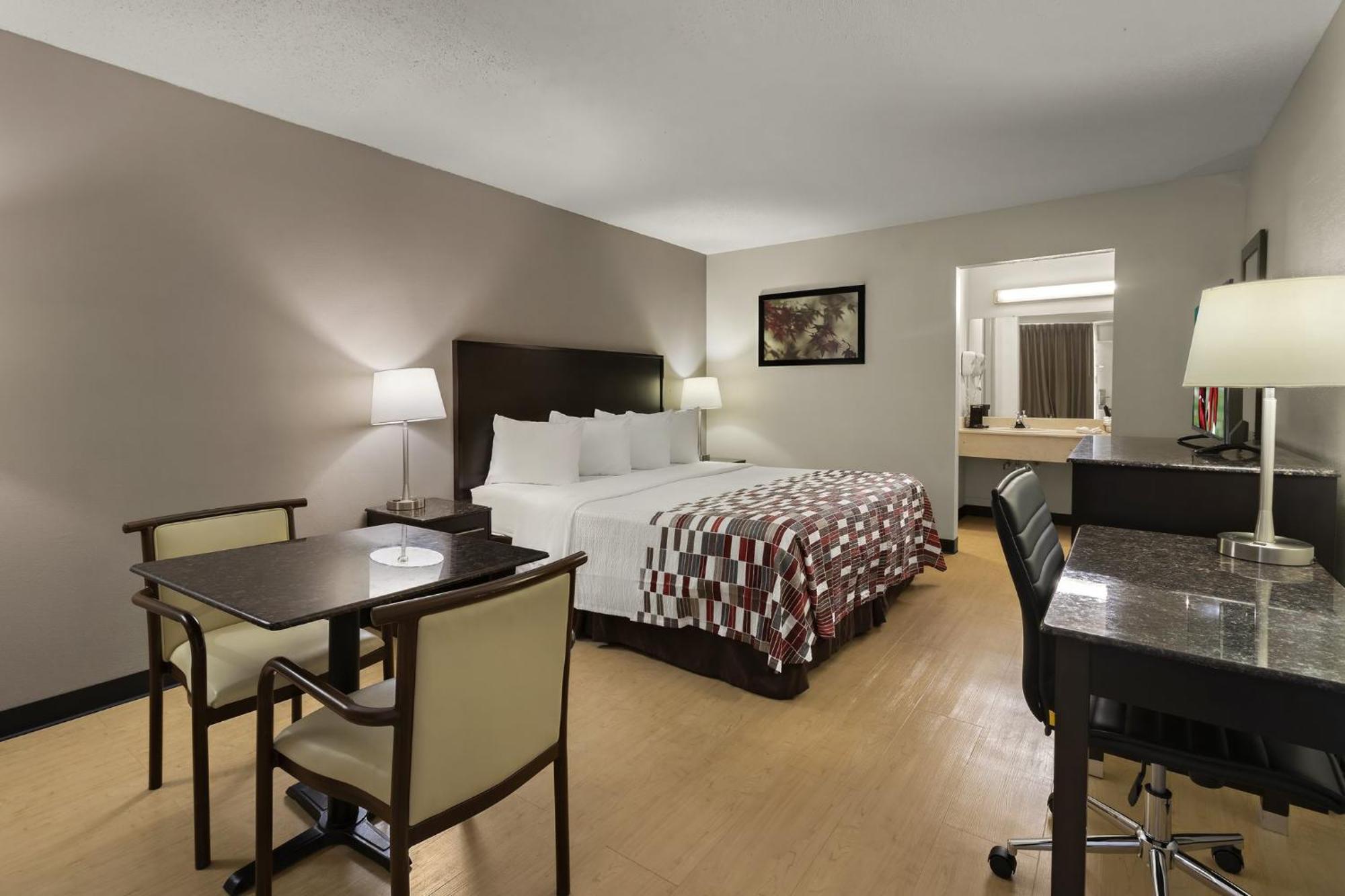 Red Roof Inn & Suites Cave City Buitenkant foto